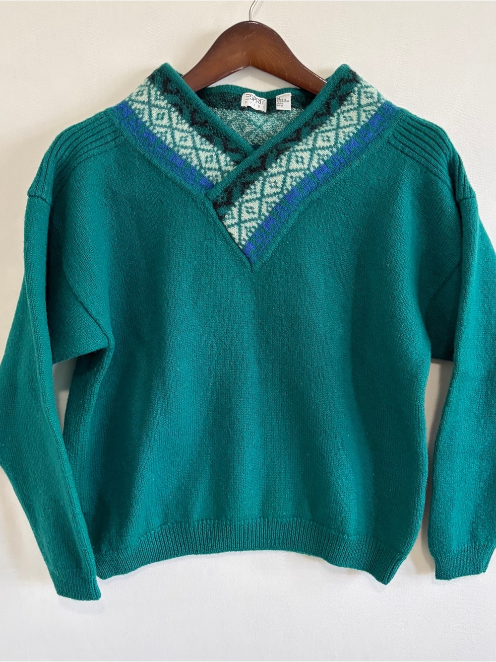 vintage espirit 100% Wool sweater Womens M Green tribal Nordic Fair Isle